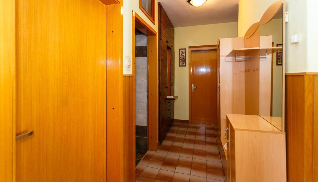 Apartments Stupar Krk Town Exterior photo