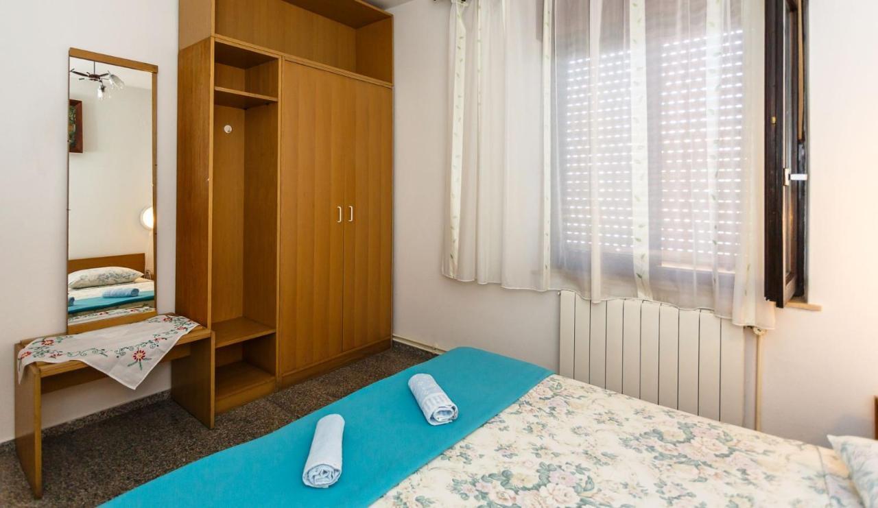 Apartments Stupar Krk Town Exterior photo