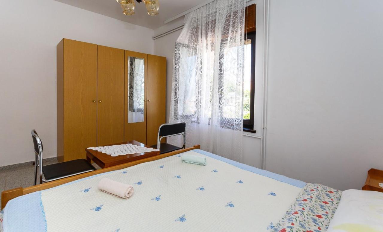 Apartments Stupar Krk Town Exterior photo