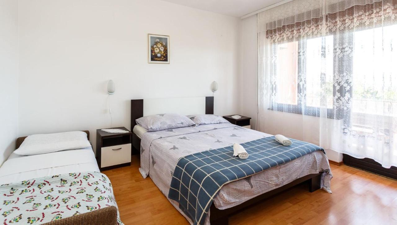 Apartments Stupar Krk Town Exterior photo