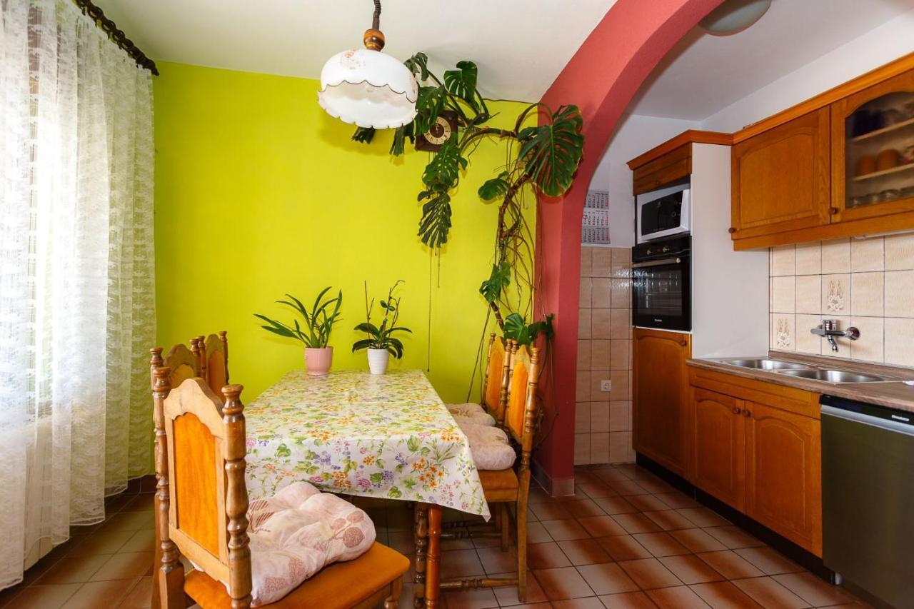 Apartments Stupar Krk Town Exterior photo
