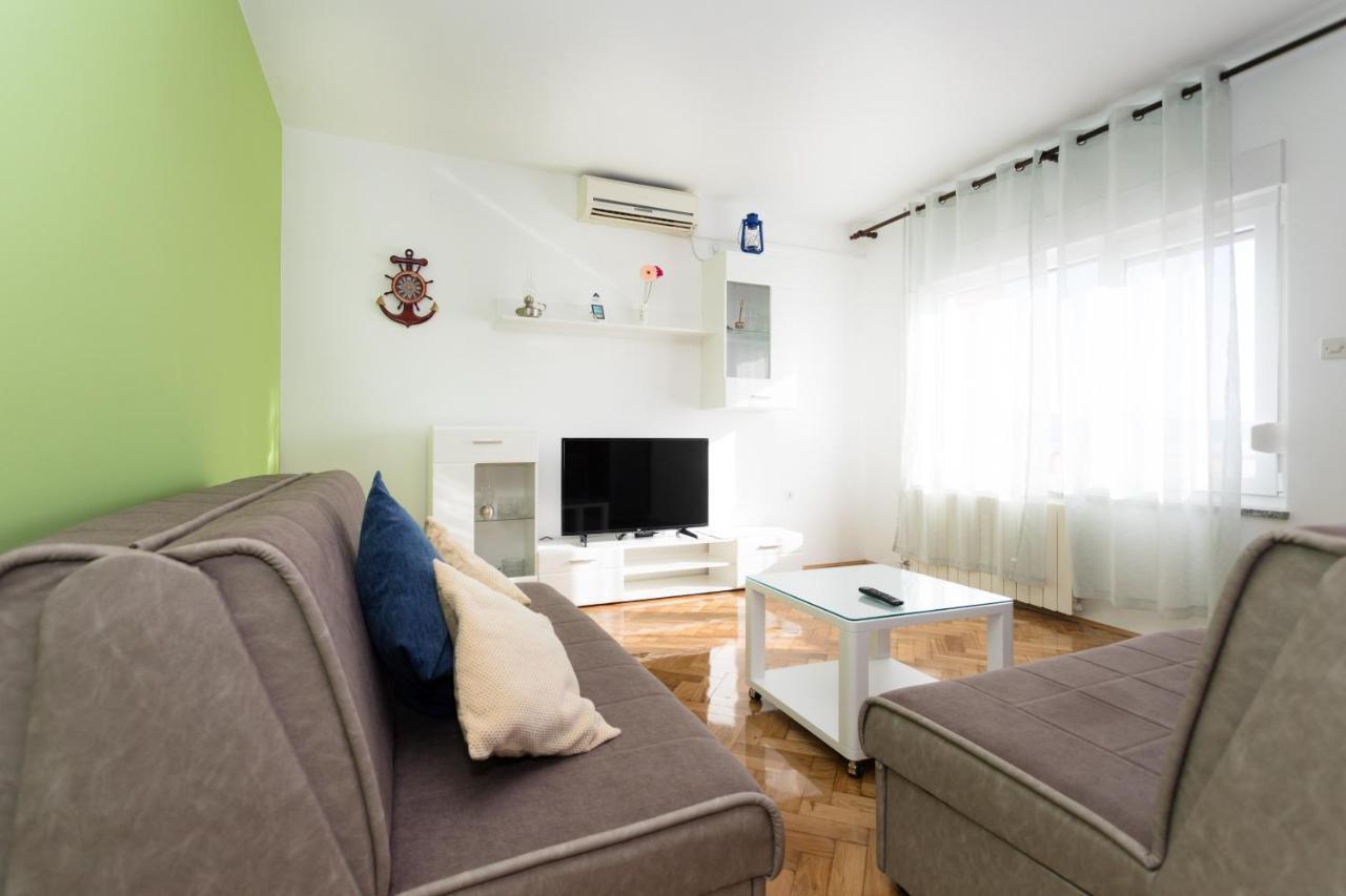 Apartments Stupar Krk Town Exterior photo