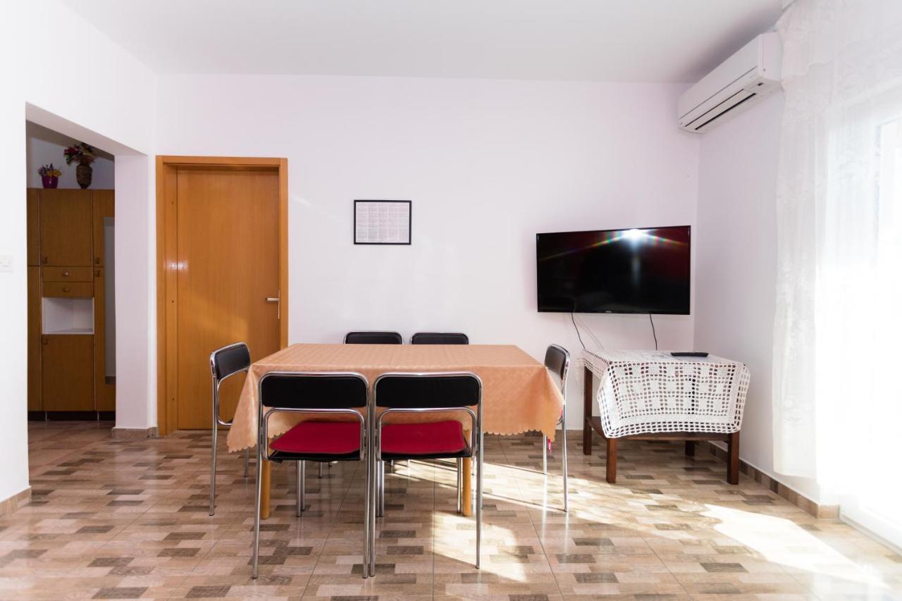 Apartments Stupar Krk Town Exterior photo